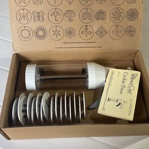 Pampered Chef cookie press